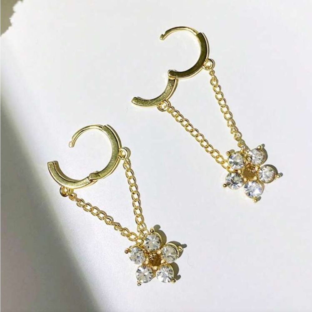 Gold Flower Hoop Earrings A1544